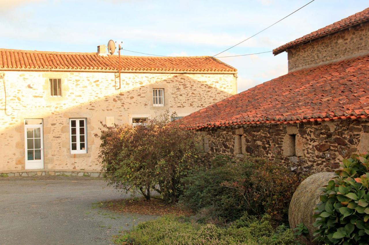 Les Chambres D'Hotes De La Metairie Du Bourg 레헤르비에르 외부 사진