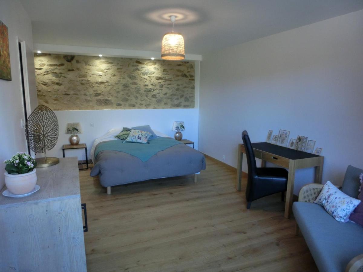 Les Chambres D'Hotes De La Metairie Du Bourg 레헤르비에르 외부 사진